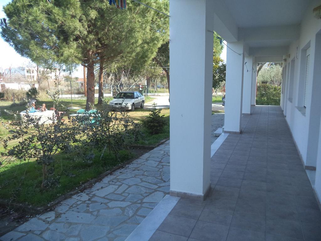 Pension Lakis Prínos Exterior foto