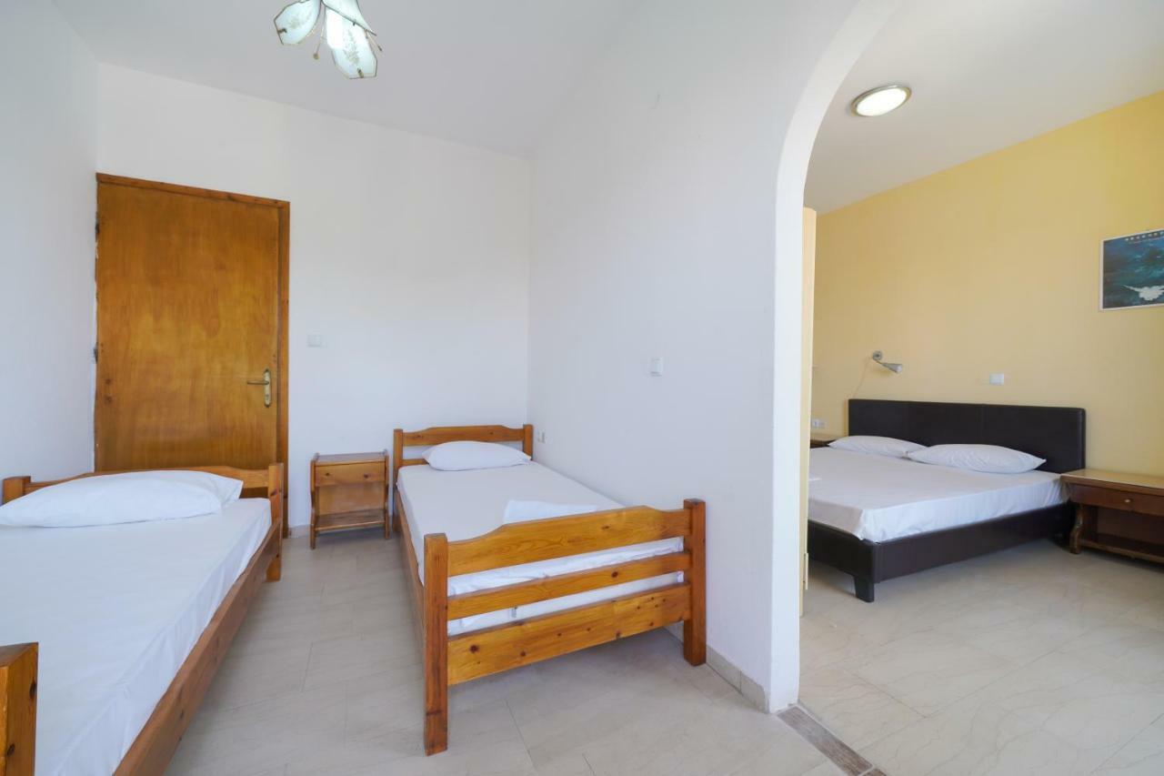 Pension Lakis Prínos Exterior foto